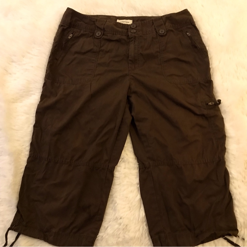 St Johns bay Brown cargo Capri size 16